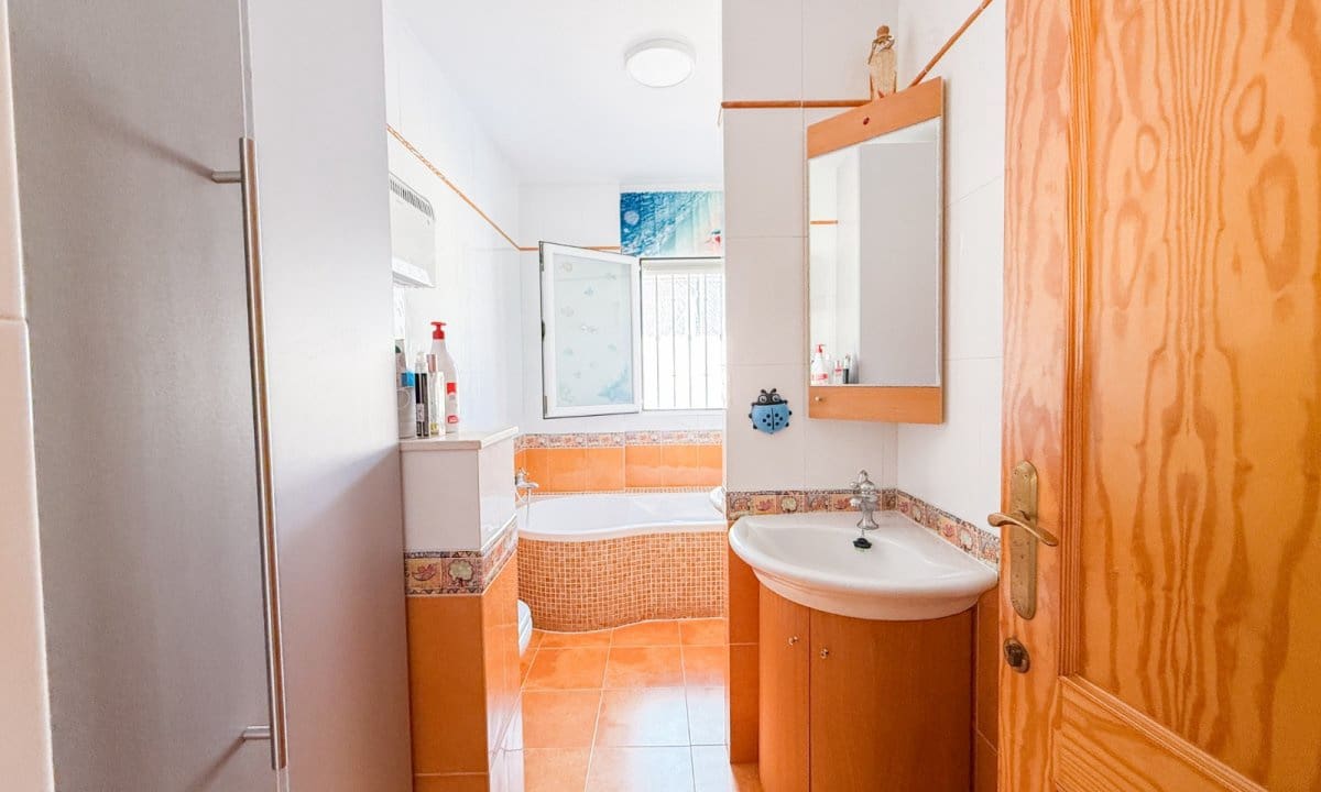 4 soveværelse Villa til salg i Aguilas med swimmingpool garage - € 340.000 (Ref: 9850773)
