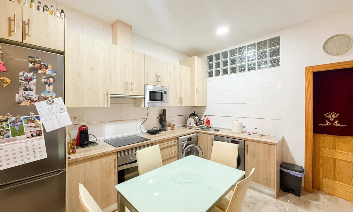 2 bedroom Apartment for sale in Aguilas - € 105,000 (Ref: 9854711)