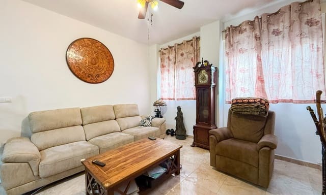 2 bedroom Apartment for sale in Casco Antiguo, Aguilas - € 105,000 (Ref: 9854711)