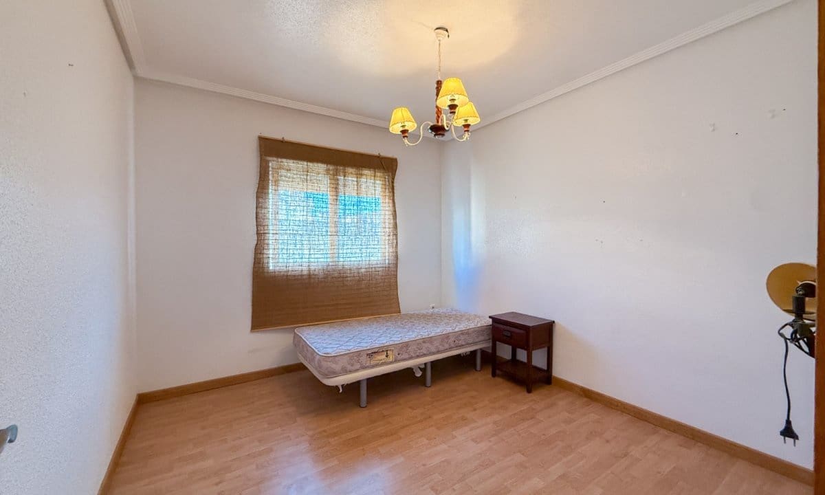 3 bedroom Apartment for sale in Aguilas - € 250,000 (Ref: 9877718)