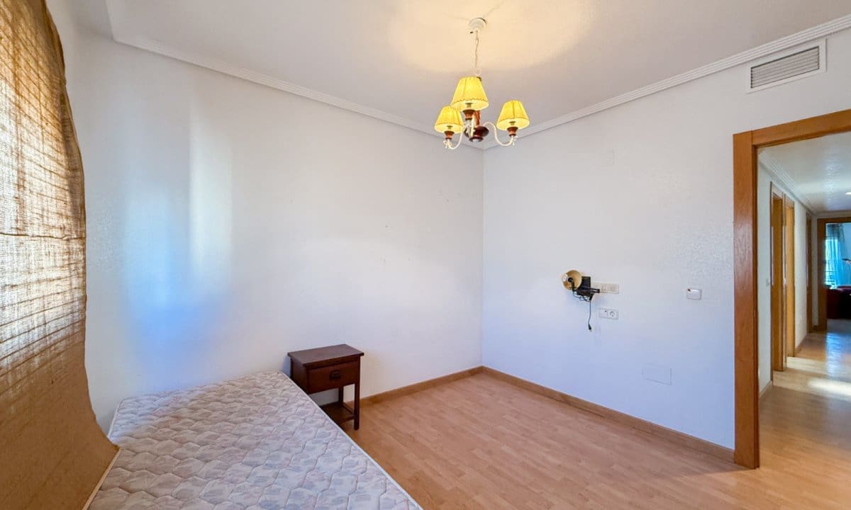 3 bedroom Apartment for sale in Aguilas - € 250,000 (Ref: 9877718)