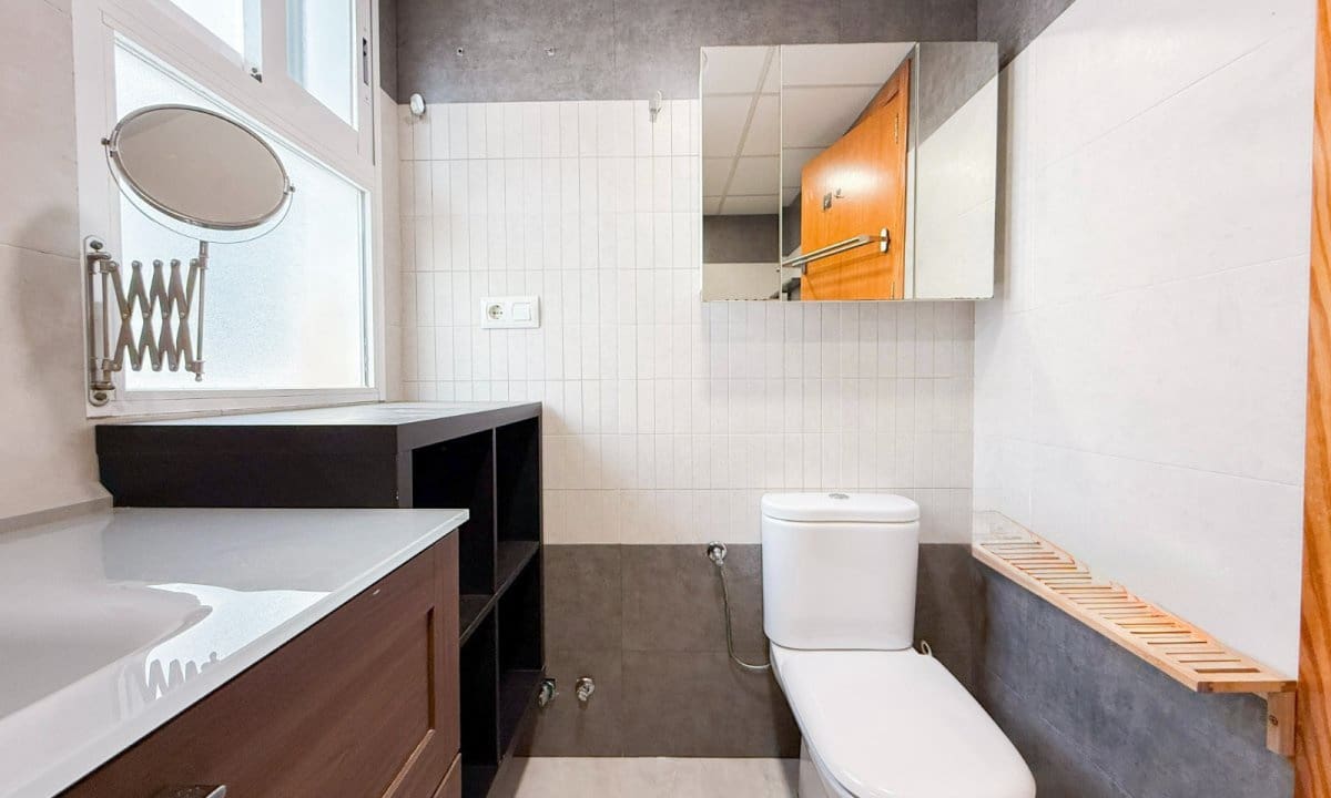 2 bedroom Apartment for sale in Aguilas - € 134,000 (Ref: 9880405)