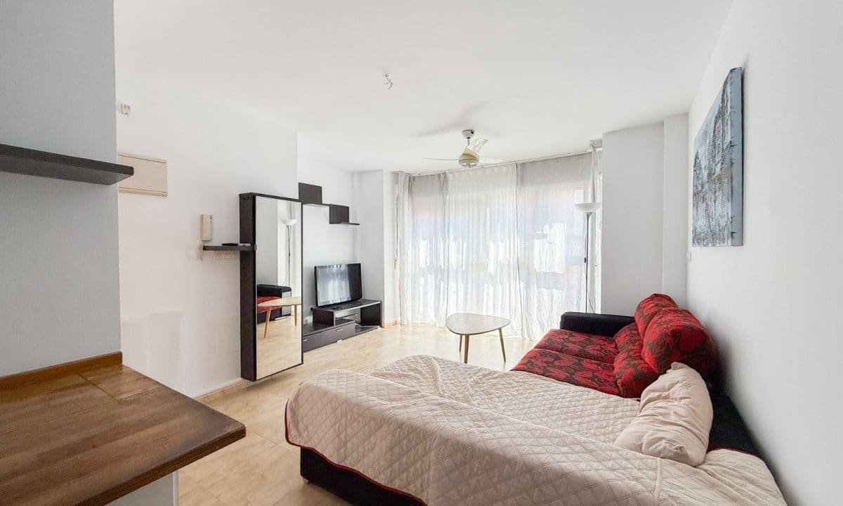 2 bedroom Apartment for sale in Aguilas - € 134,000 (Ref: 9880405)