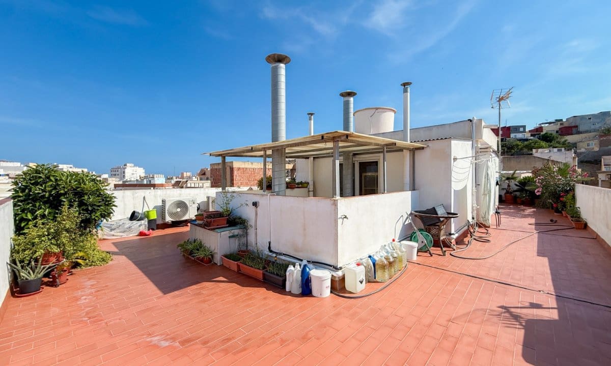 2 bedroom Apartment for sale in Aguilas - € 134,000 (Ref: 9880405)
