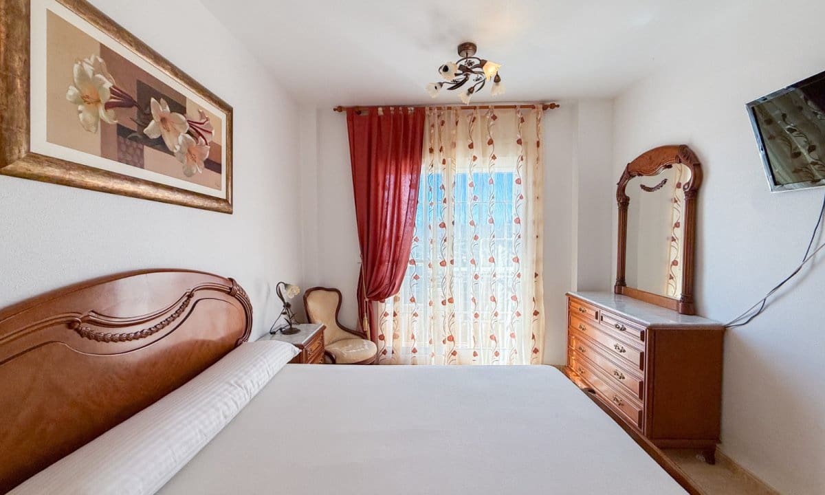 5 soverom Hus til salgs i Aguilas med svømmebasseng garasje - € 285 000 (Ref: 9906637)