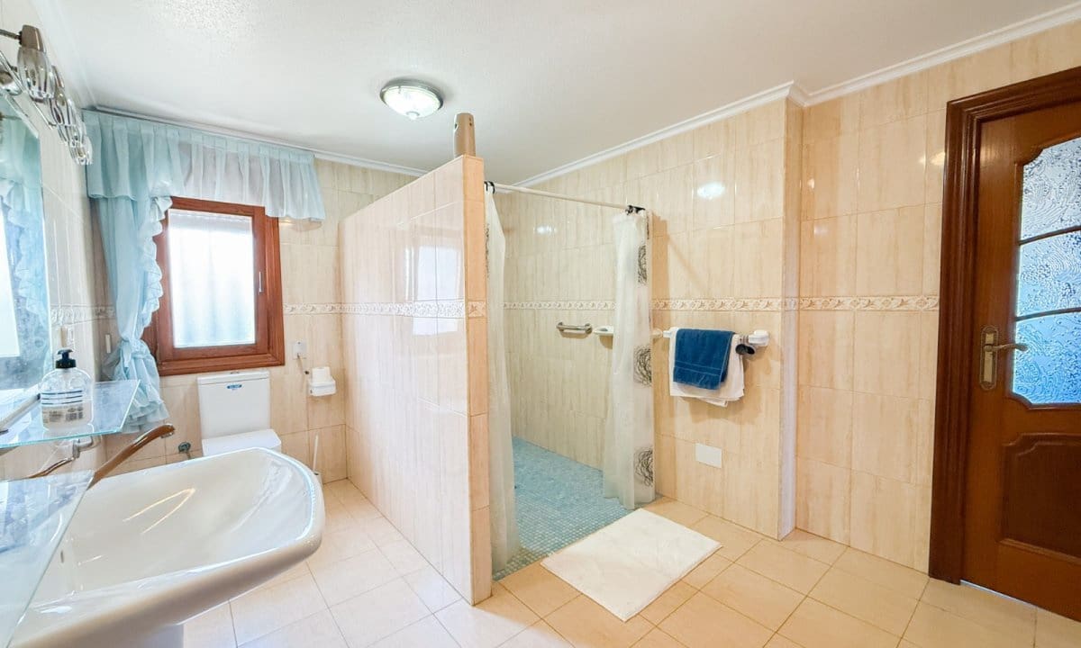 4 sypialnia Willa na sprzedaż w Calabardina z garażem - 420 000 € (Ref: 9919178)