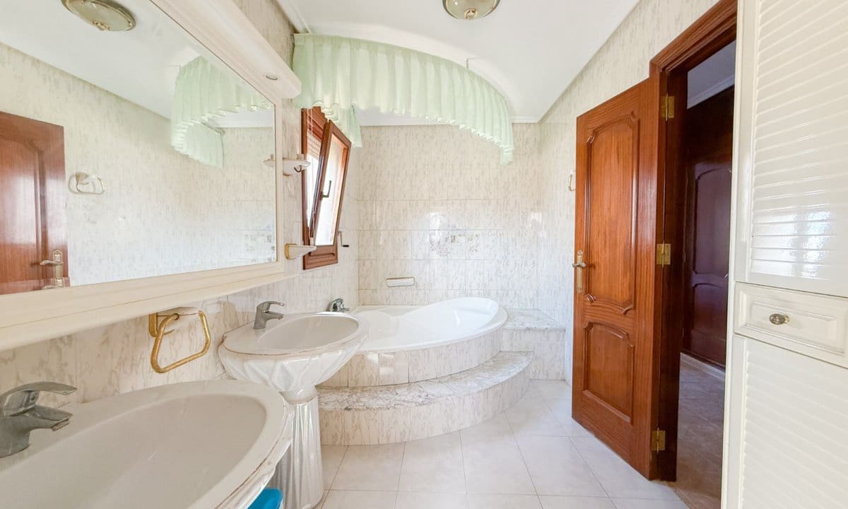 4 sypialnia Willa na sprzedaż w Calabardina z garażem - 420 000 € (Ref: 9919178)