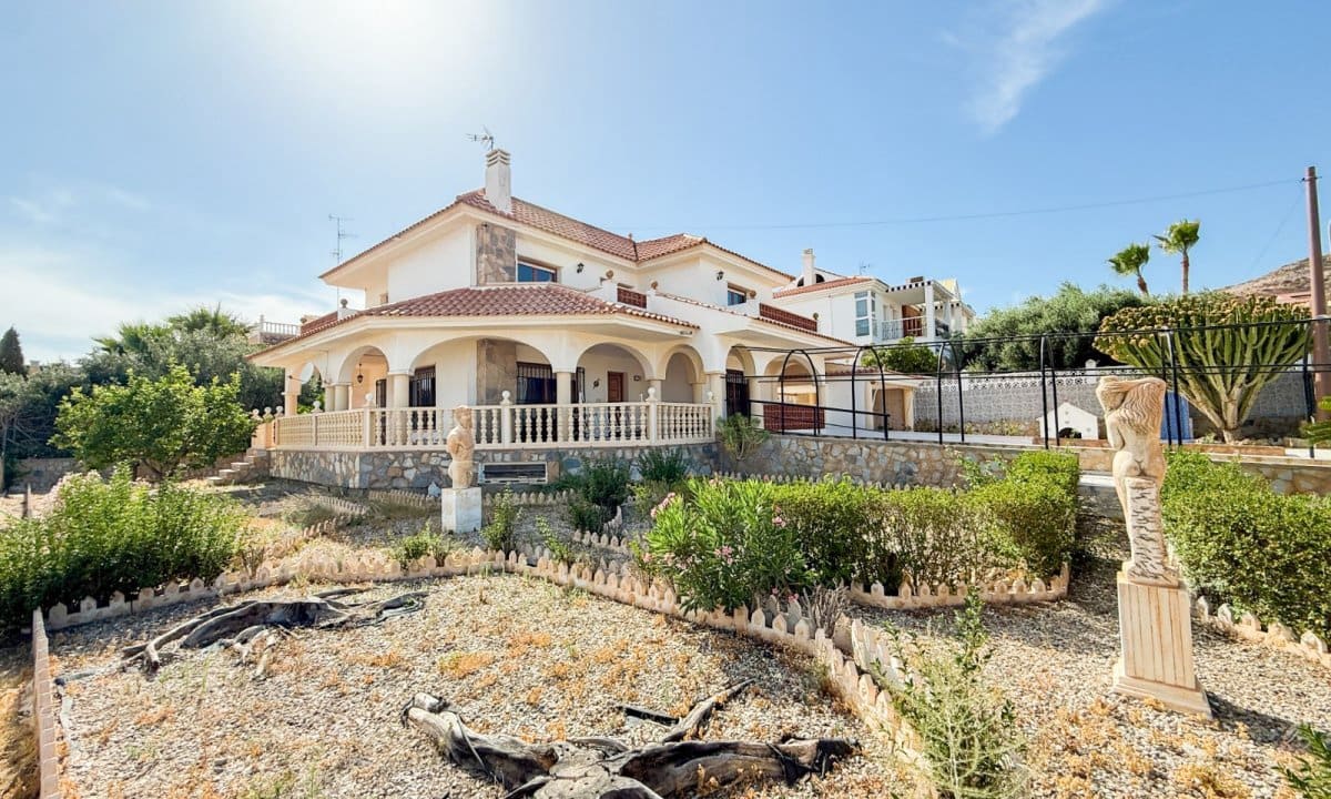 4 sypialnia Willa na sprzedaż w Calabardina z garażem - 420 000 € (Ref: 9919178)