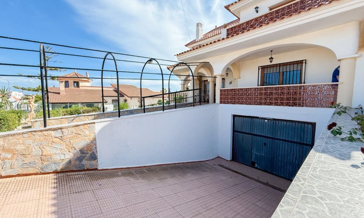 4 sypialnia Willa na sprzedaż w Calabardina z garażem - 420 000 € (Ref: 9919178)