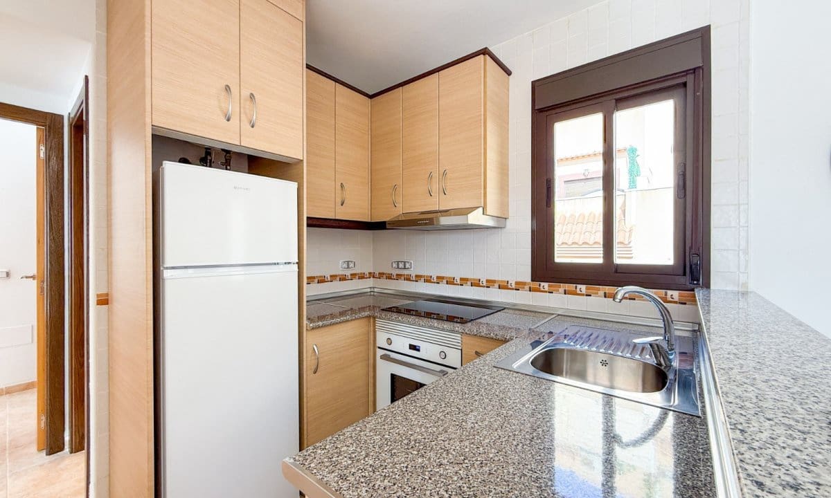 2 bedroom Penthouse for sale in Aguilas with pool - € 164,000 (Ref: 9921572)