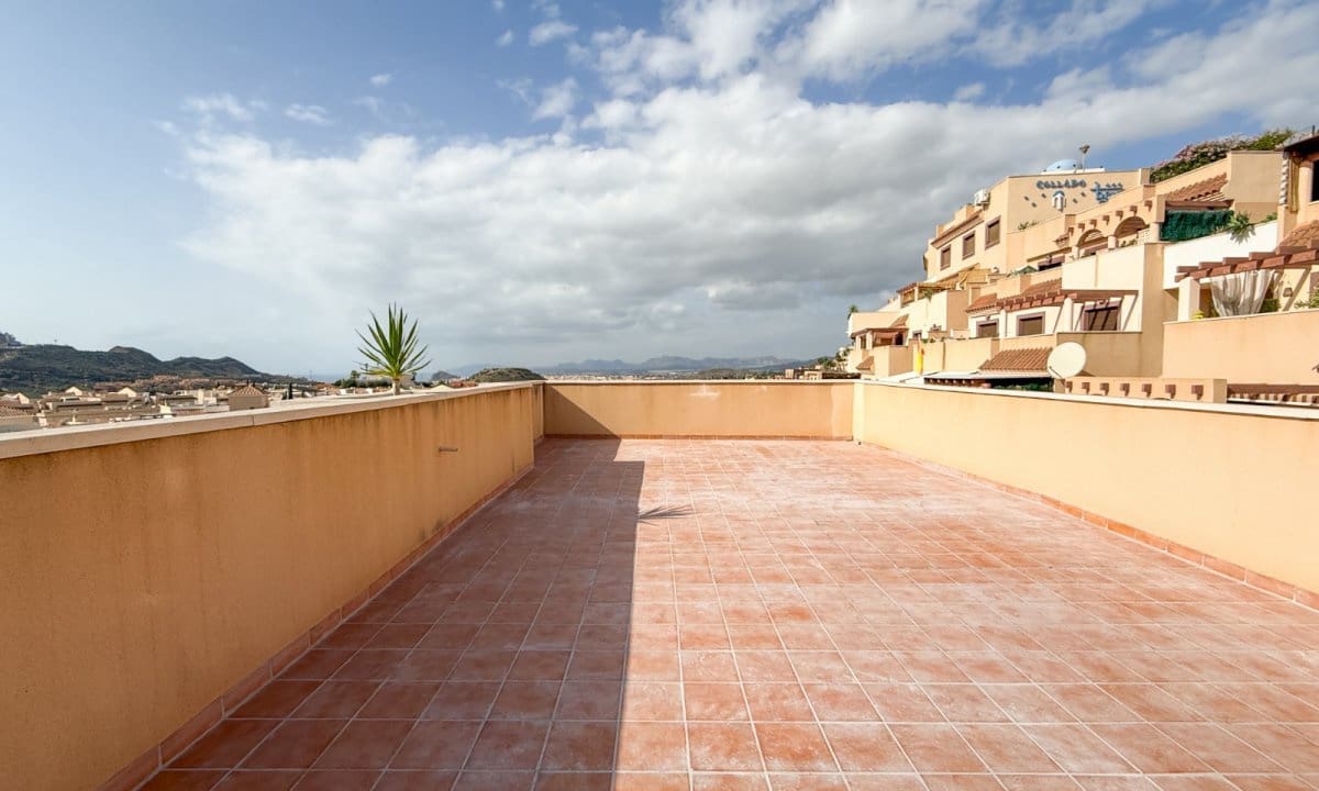 2 bedroom Penthouse for sale in Aguilas with pool - € 164,000 (Ref: 9921572)