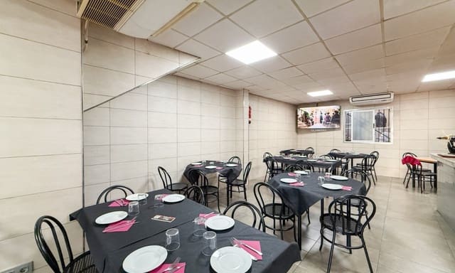 1 soveværelse Erhverv til salg i Casco Antiguo, Aguilas - € 115.000 (Ref: 9941632)
