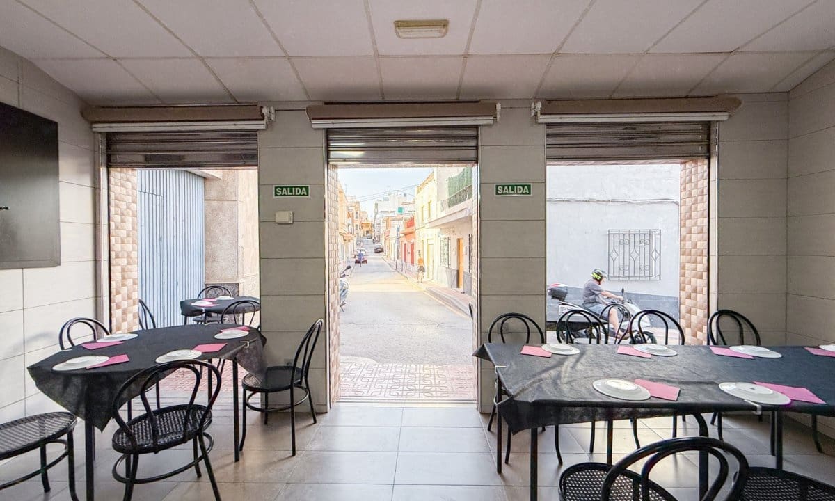 1 soverom Kommersiell til salgs i Aguilas - € 115 000 (Ref: 9941632)