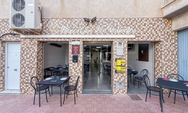 1 soveværelse Erhverv til salg i Casco Antiguo, Aguilas - € 115.000 (Ref: 9941632)