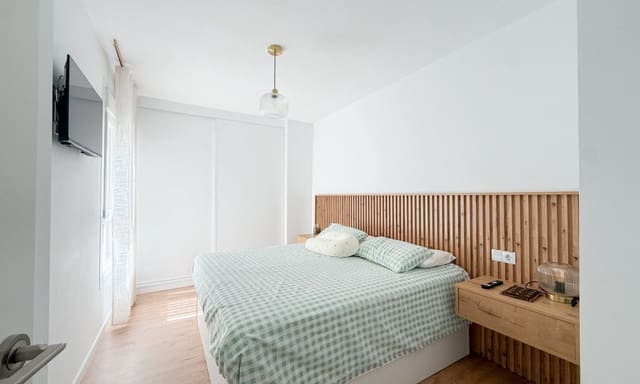 3 soveværelse Lejlighed til salg i Casco Antiguo, Aguilas med garage - € 190.000 (Ref: 9958937)
