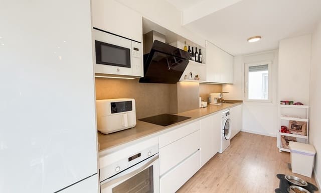 3 soveværelse Lejlighed til salg i Casco Antiguo, Aguilas med garage - € 190.000 (Ref: 9958937)