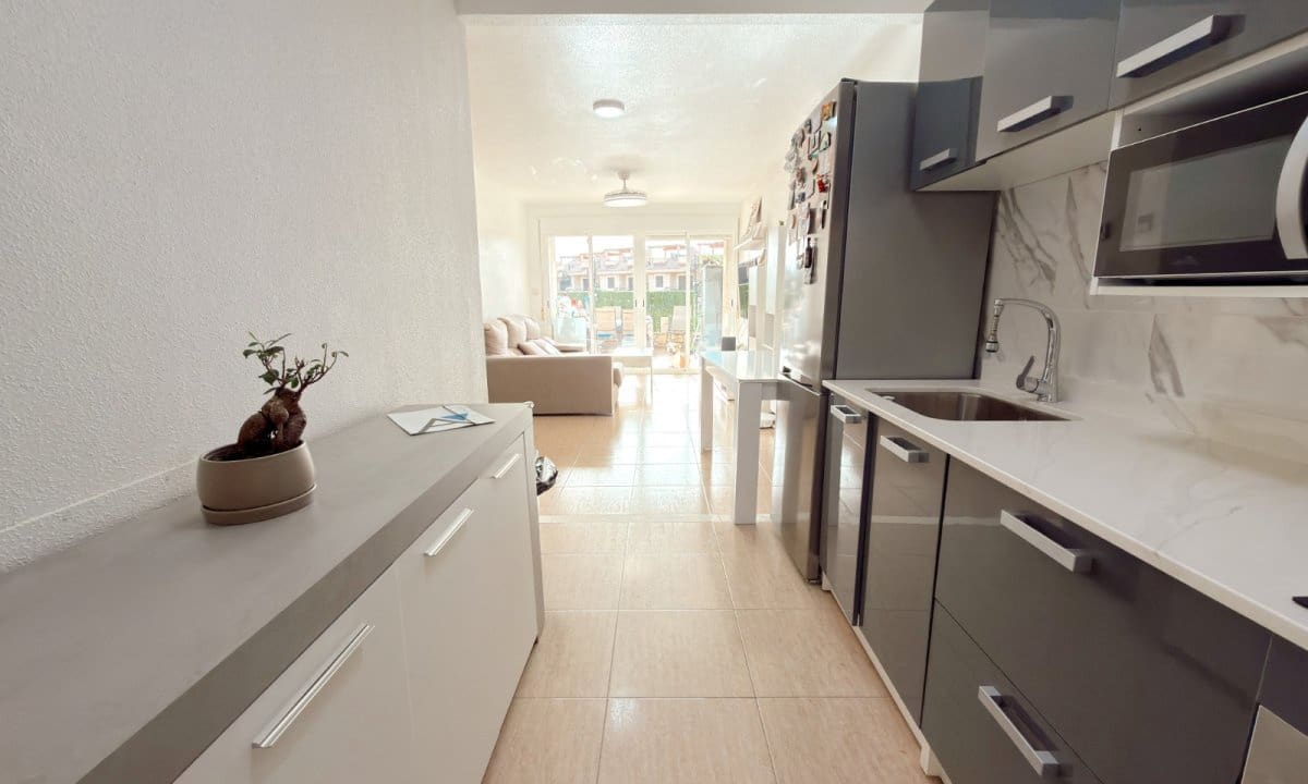 2 bedroom Apartment for sale in Los Collados with pool garage - € 143,000 (Ref: 9966037)