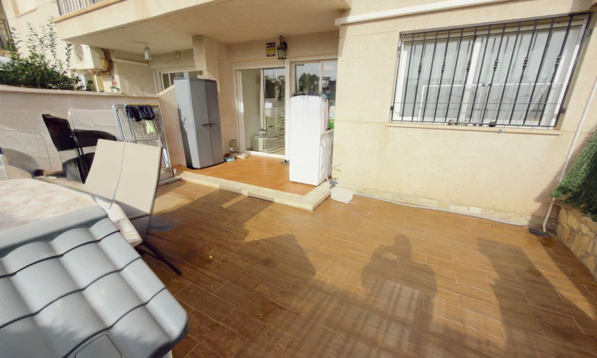 2 bedroom Apartment for sale in Los Collados with pool garage - € 143,000 (Ref: 9966037)