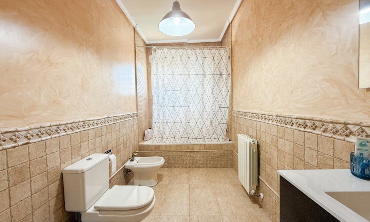3 sypialnia Apartament na sprzedaż w Calarreona z basenem garażem - 630 000 € (Ref: 9996488)