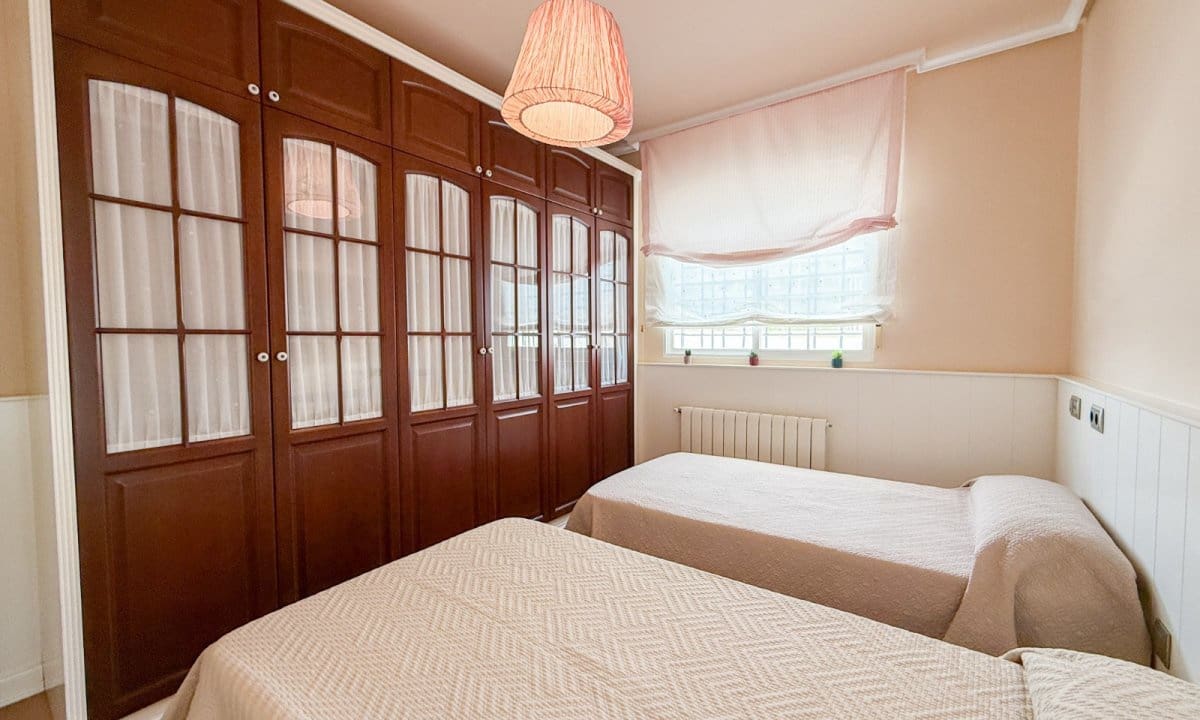 3 sypialnia Apartament na sprzedaż w Calarreona z basenem garażem - 630 000 € (Ref: 9996488)