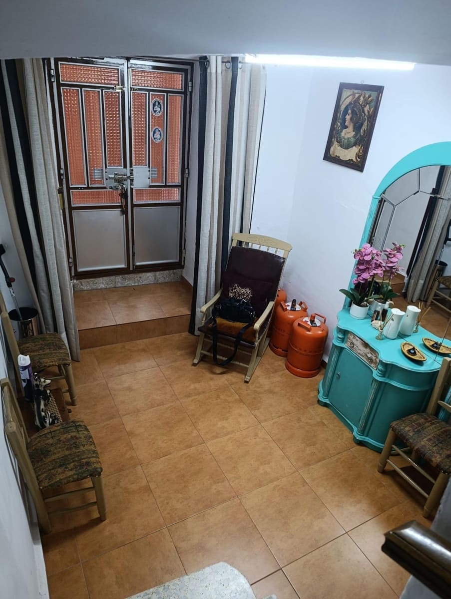 3 bedroom Townhouse for sale in Chiclana de Segura - € 45,000 (Ref: 10139738)