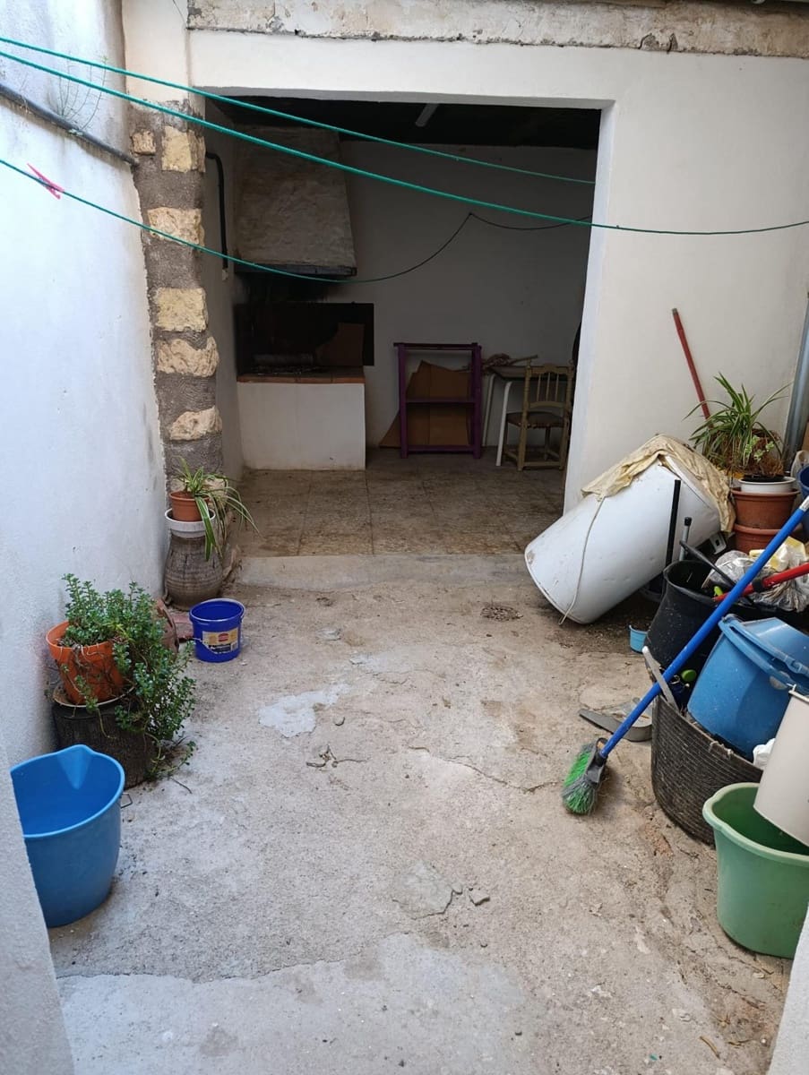 3 bedroom Townhouse for sale in Chiclana de Segura - € 45,000 (Ref: 10139738)