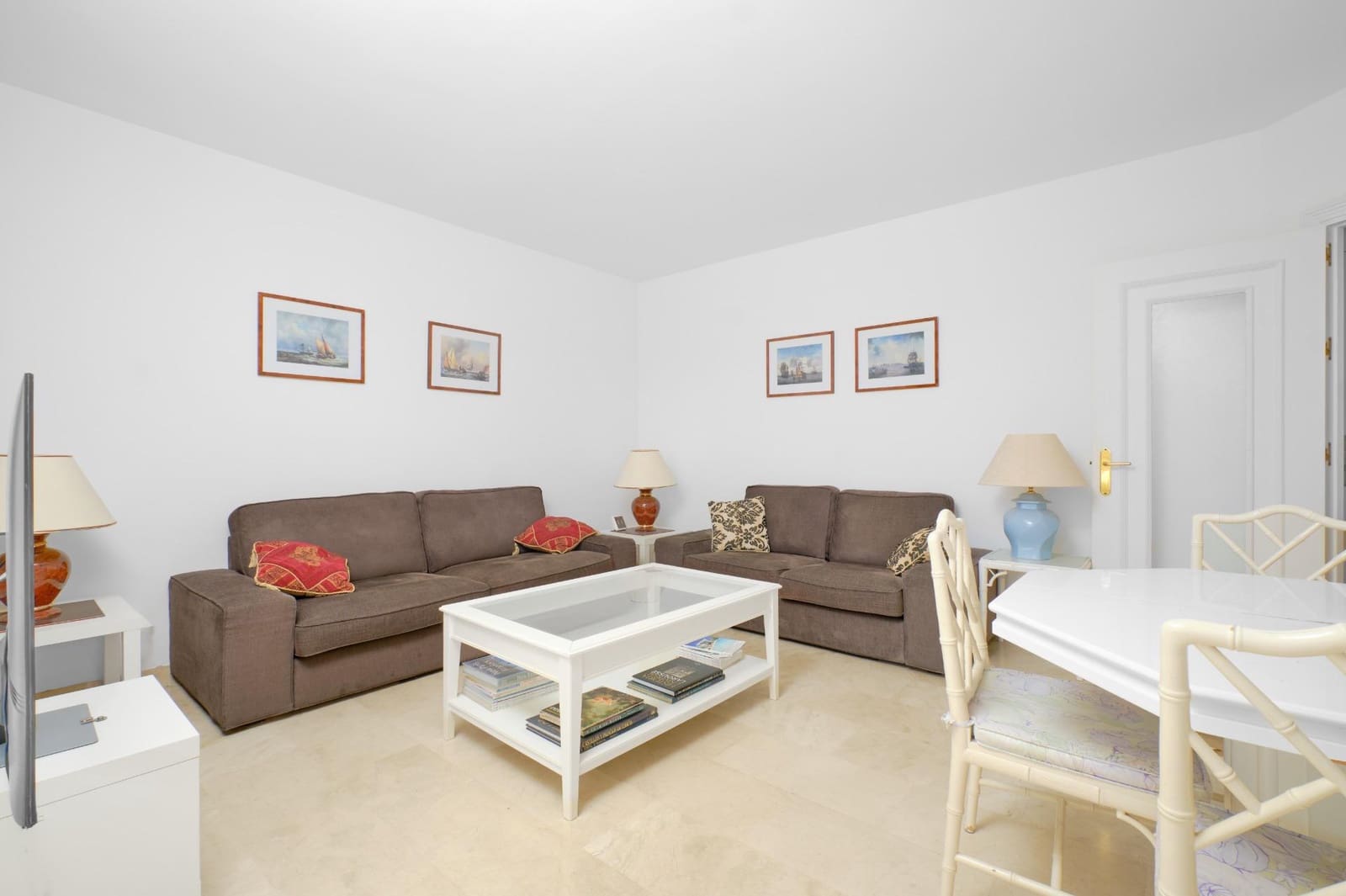 2 bedroom Apartment for sale in Marbella with pool garage - € 660,000 (Ref: 10155295)