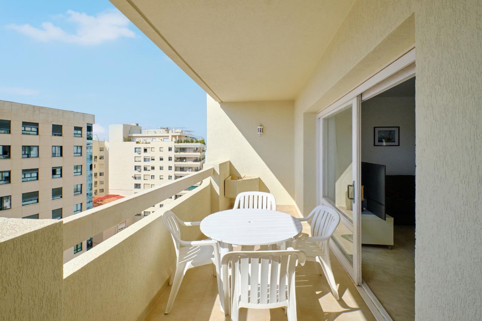 2 bedroom Apartment for sale in Marbella with pool garage - € 660,000 (Ref: 10155295)