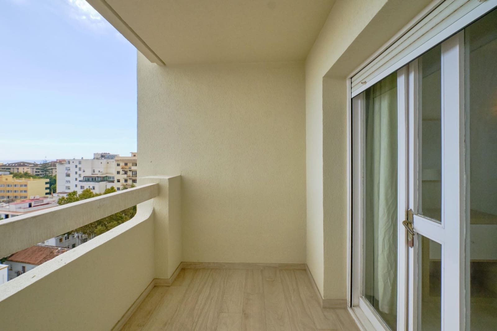 2 bedroom Apartment for sale in Marbella with pool garage - € 660,000 (Ref: 10155295)
