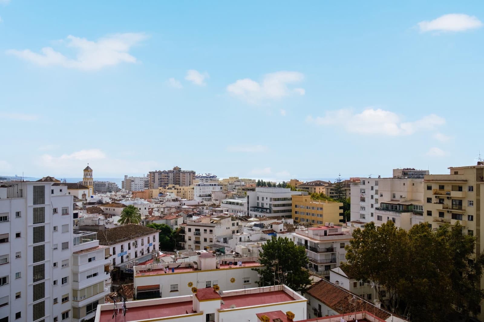 2 bedroom Apartment for sale in Marbella with pool garage - € 660,000 (Ref: 10155295)