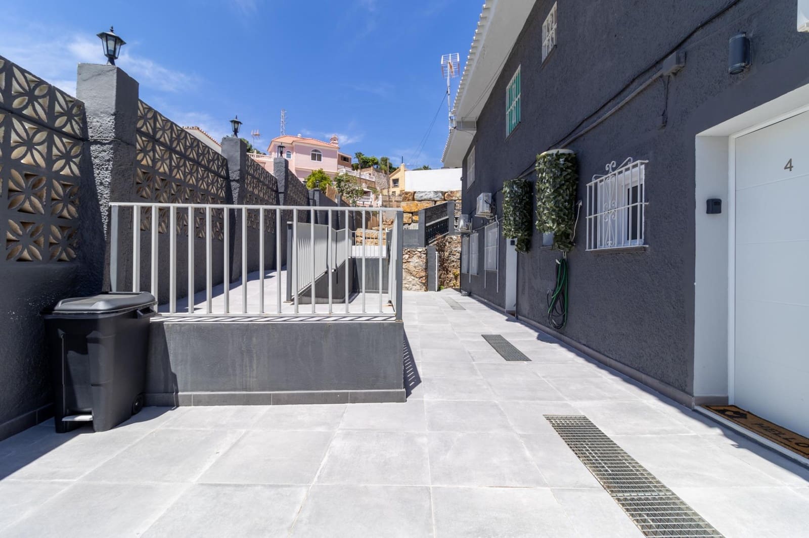 10 sovrum Hotell till salu i Fuengirola med garage - 1 898 653 € (Ref: 9369123)