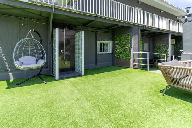 10 bedroom Hotel for sale in Torreblanca, Fuengirola with garage - € 1,898,653 (Ref: 9369123)