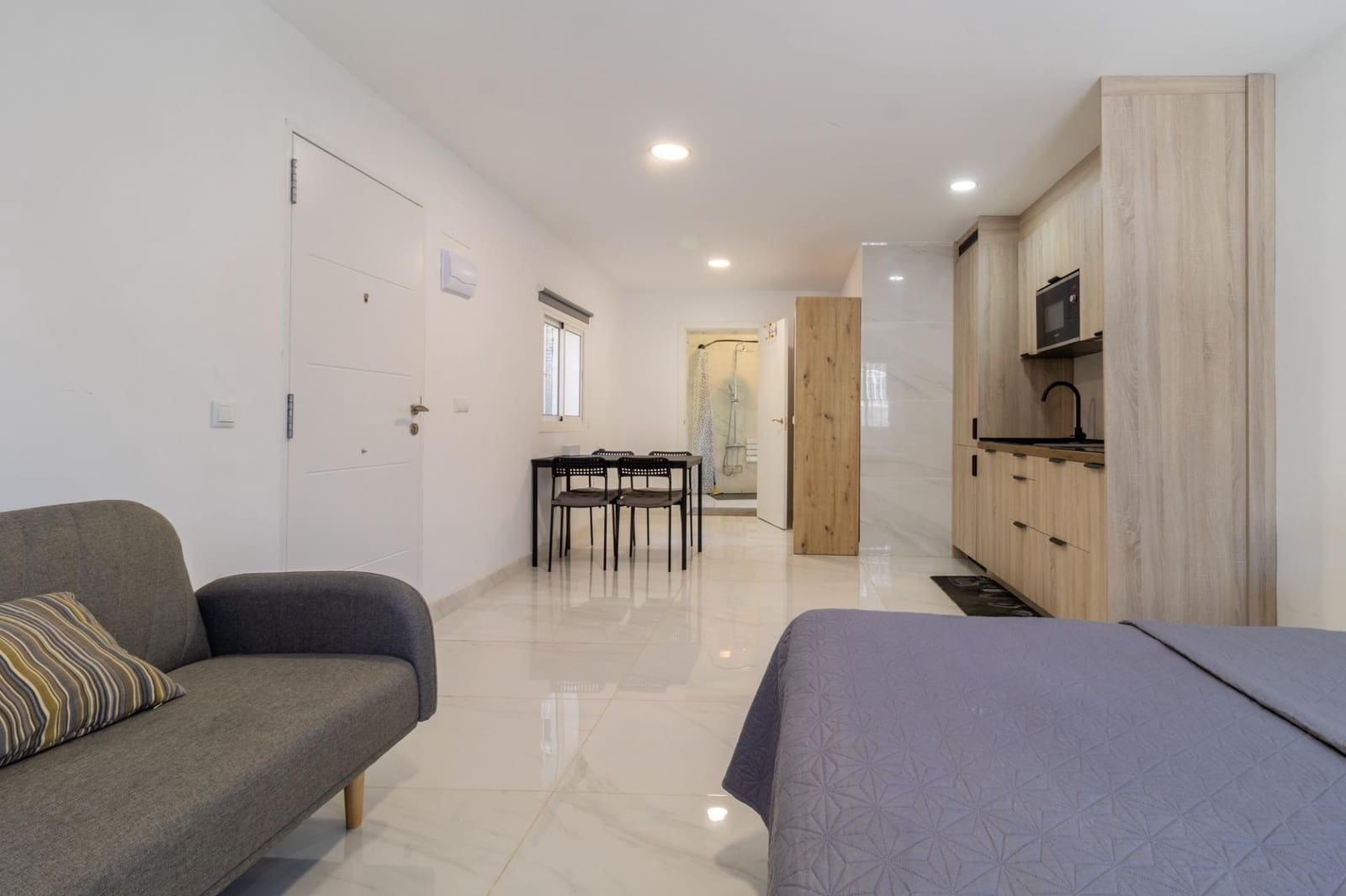 Hotel de 10 habitaciones en Fuengirola en venta con garaje - 1.698.653 € (Ref: 9369123)