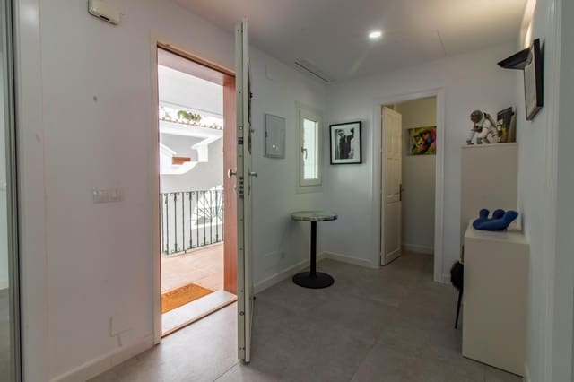 3 chambre Penthouse à vendre à Atalaya-Isdabe, Estepona avec piscine garage - 679 534 € (Ref: 9369124)