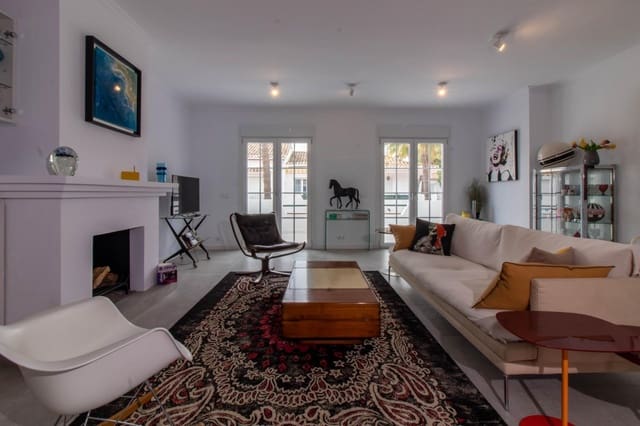 3 chambre Penthouse à vendre à Atalaya-Isdabe, Estepona avec piscine garage - 679 534 € (Ref: 9369124)