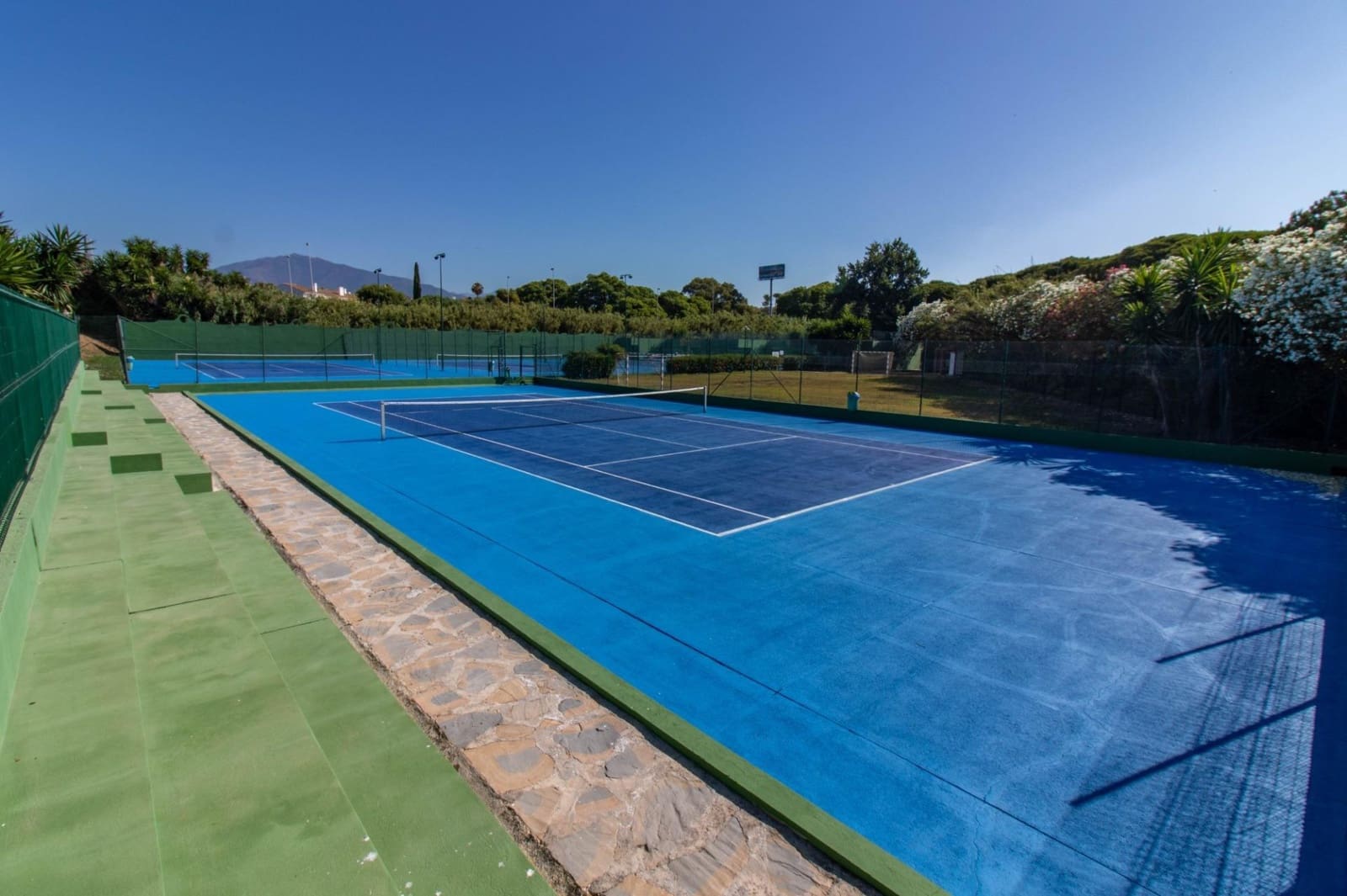 3 sovrum Takvåning till salu i Atalaya-Isdabe med pool garage - 679 534 € (Ref: 9369124)