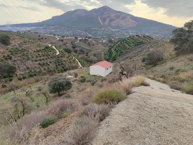 3 soveværelse Finca/Landehus til salg i Alhaurín el Grande - € 189.739 (Ref: 9369126)