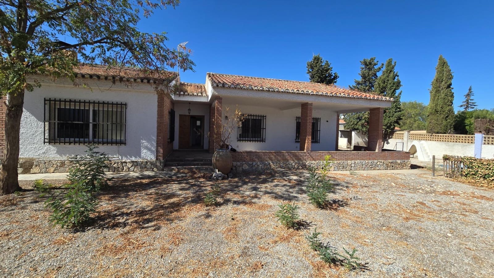 4 sypialnia Willa na sprzedaż w Miasto Grenada z basenem - 372 177 € (Ref: 9369127)