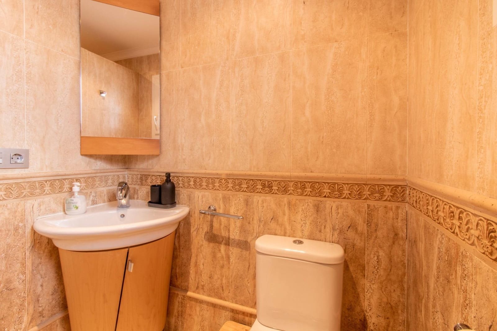 4 bedroom Villa for sale in Manilva with pool - € 1,299,500 (Ref: 9369128)