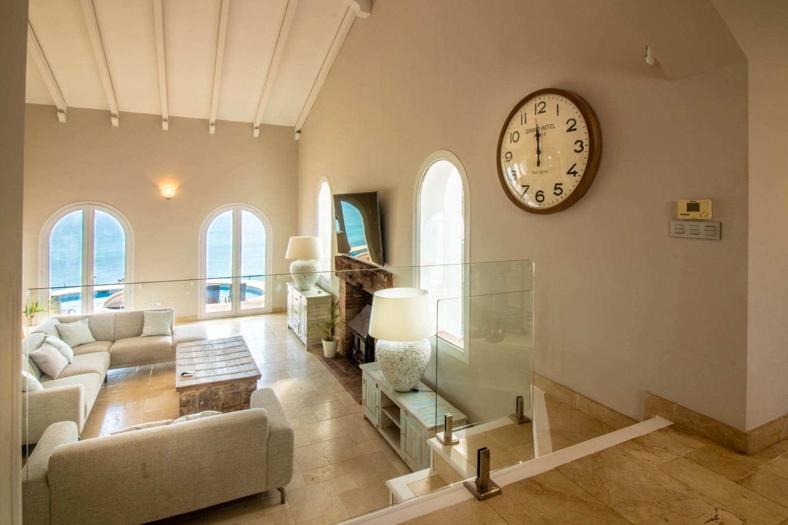 4 bedroom Villa for sale in Manilva with pool - € 1,299,500 (Ref: 9369128)