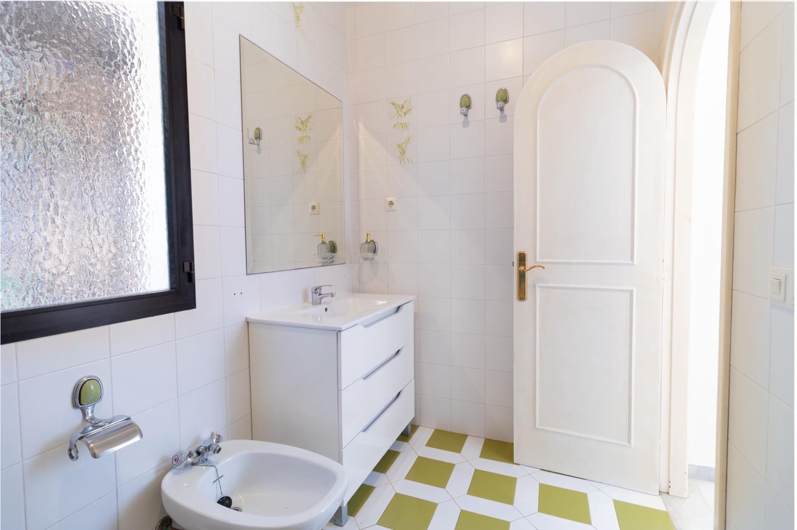 Chalet de 4 habitaciones en Marbella en venta con garaje - 1.263.459 € (Ref: 9369129)