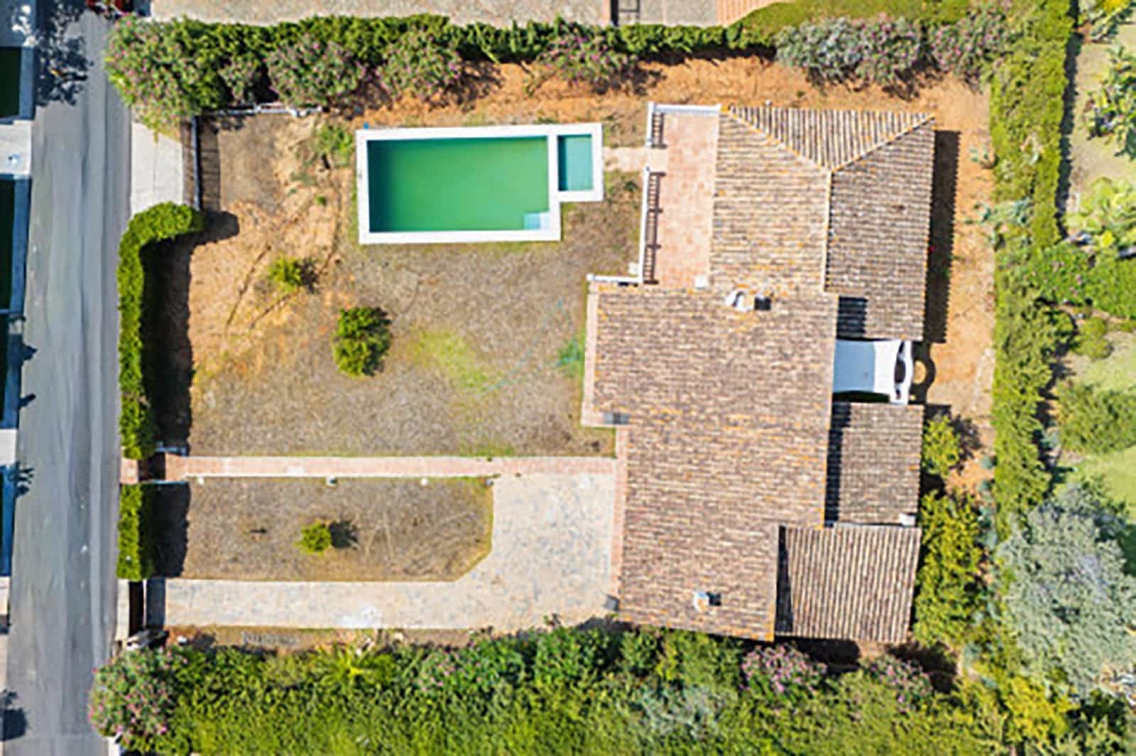 Chalet de 4 habitaciones en Marbella en venta con garaje - 1.263.459 € (Ref: 9369129)