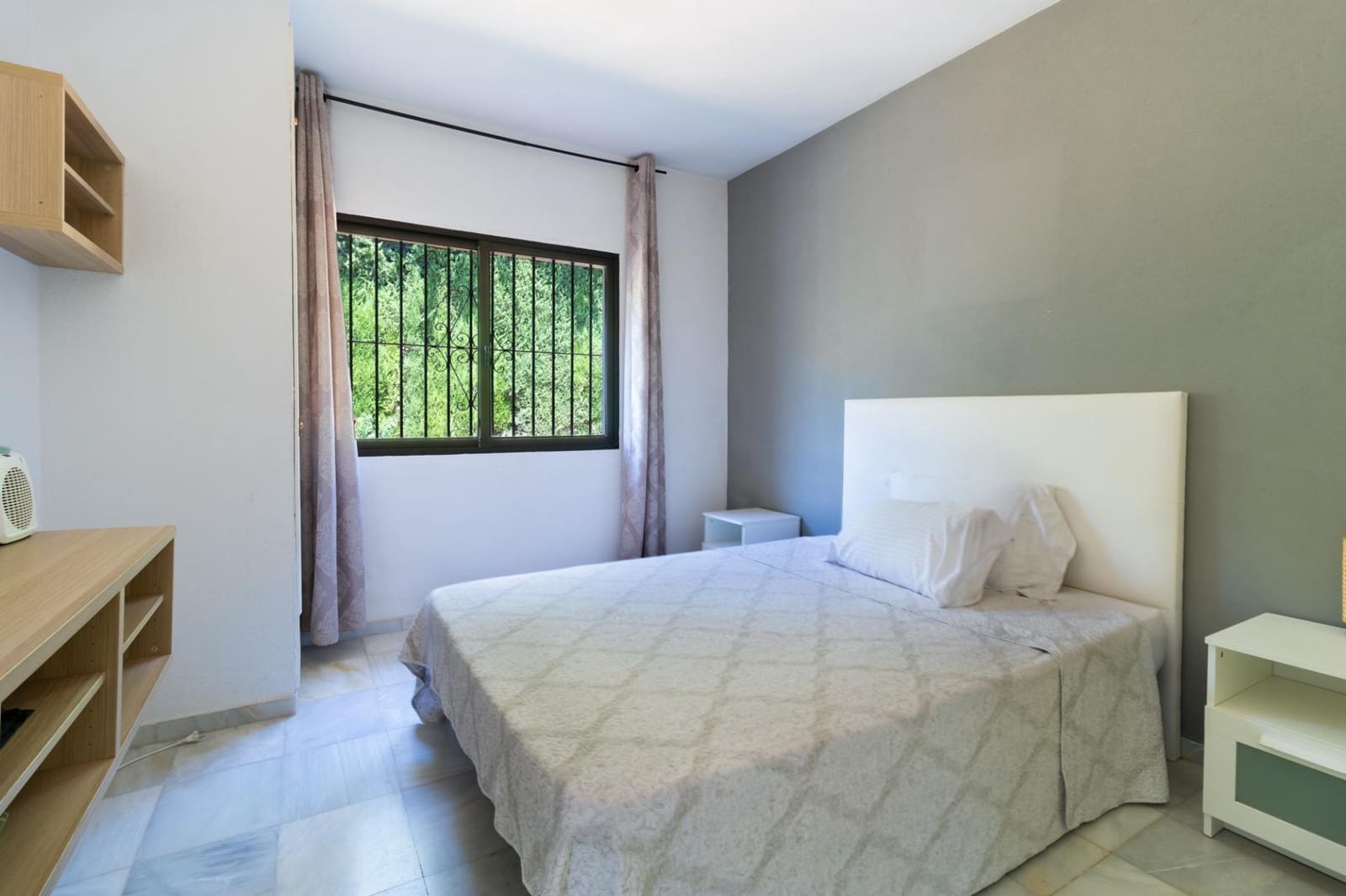 Chalet de 4 habitaciones en Marbella en venta con garaje - 1.263.459 € (Ref: 9369129)