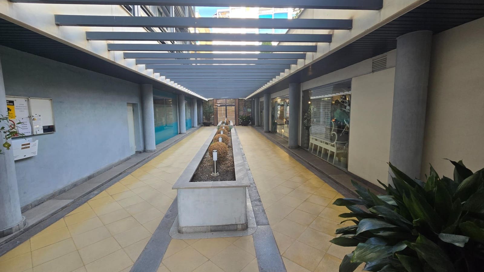 3 sovrum Lägenhet till salu i Granada stad med pool garage - 729 254 € (Ref: 9369130)