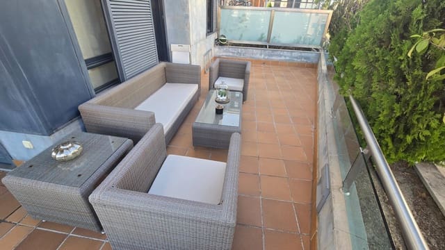 3 quarto Apartamento para venda em Granada cidade com piscina garagem - 729 254 € (Ref: 9369130)