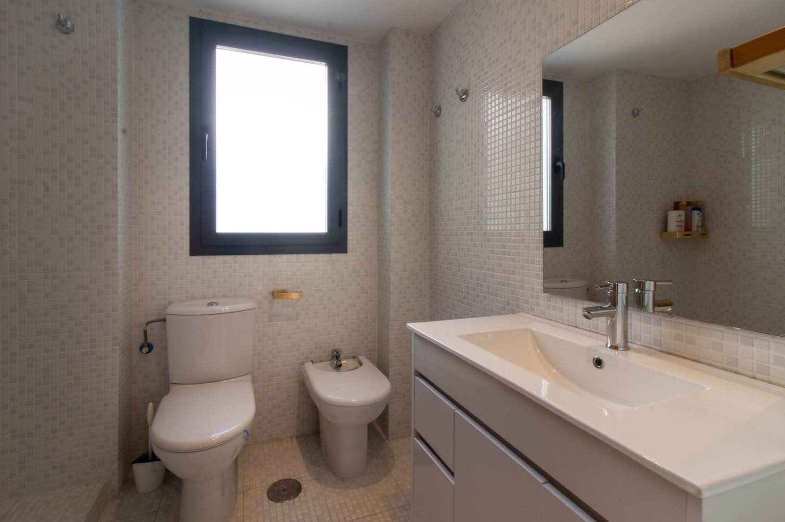 3 sovrum Takvåning till salu i Bahia de Casares med pool garage - 657 112 € (Ref: 9369131)