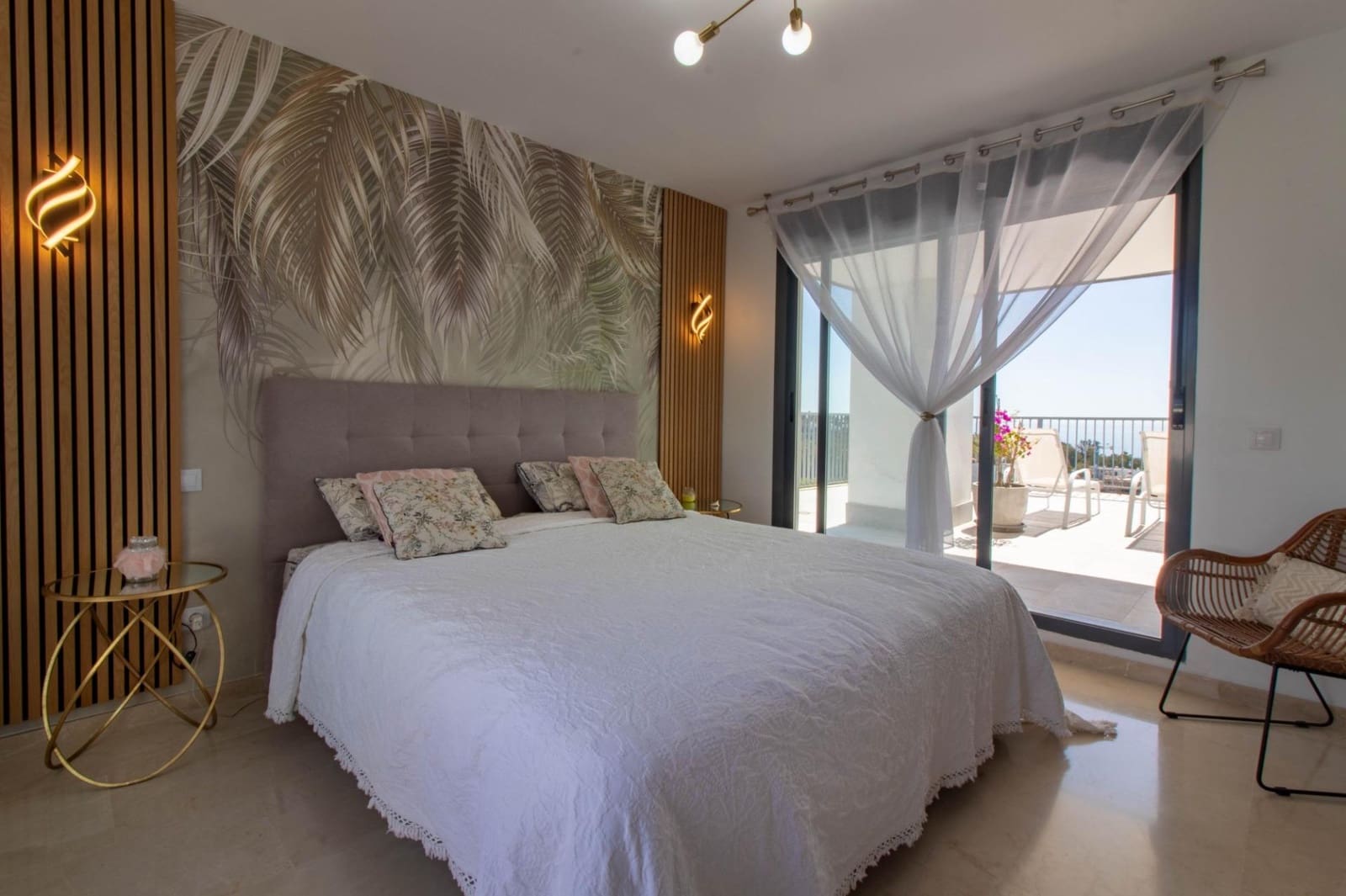 3 sovrum Takvåning till salu i Bahia de Casares med pool garage - 657 112 € (Ref: 9369131)