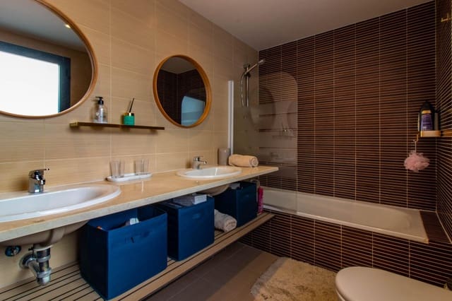 3 sovrum Takvåning till salu i Bahia de Casares, Casares med pool garage - 657 112 € (Ref: 9369131)