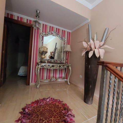 3 makuuhuone Rivitalo myytävänä paikassa Coín mukana uima-altaan 
autotalli - 322 833 € (Ref: 9373938)