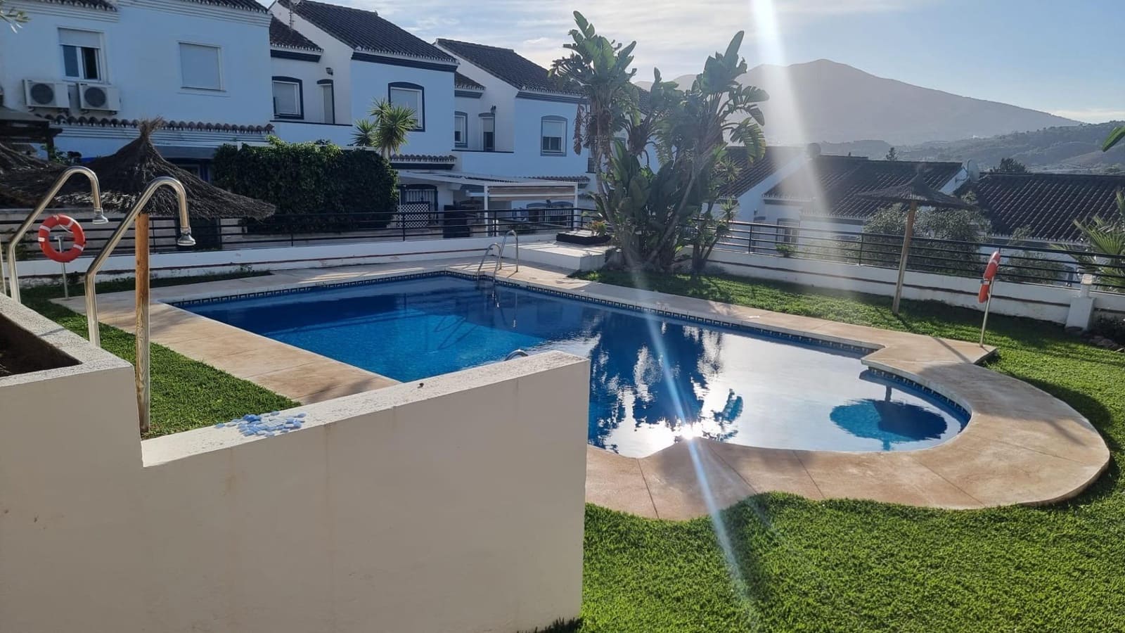 3 sovrum Radhus till salu i Coin med pool garage - 322 833 € (Ref: 9373938)